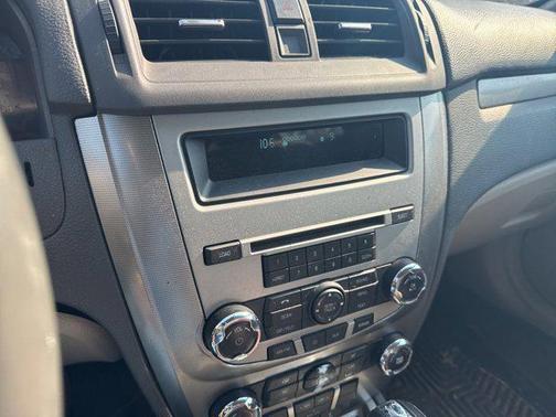 2011 Ford Fusion Hybrid Base