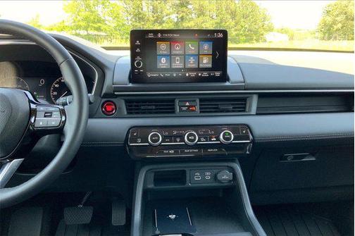 2025 Honda Pilot Touring 8-Passenger