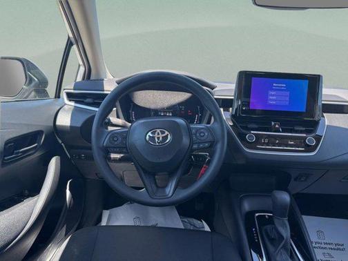 01f7/Classic Si 2026 Toyota Corolla LE