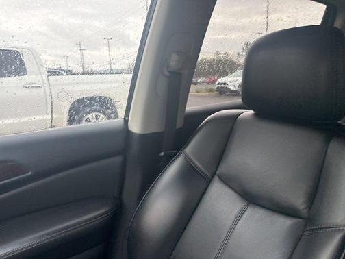 2015 Nissan Pathfinder SL