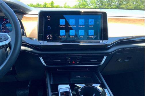 2024 Volkswagen Atlas 2.0T SE w/Technology 4MOTION