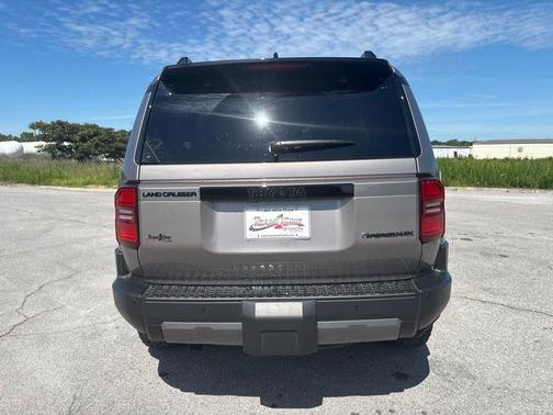 Meteor Shower 2026 Toyota Land Cruiser Base