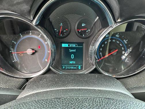 Summit White 2014 Chevrolet Cruze LTZ