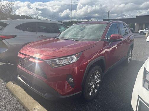 2019 Toyota RAV4 XLE Premium