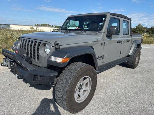 2023 Jeep Gladiator Sport