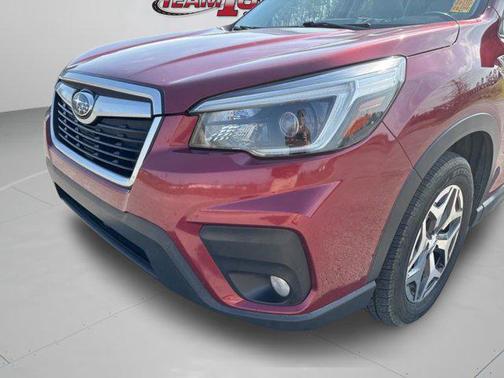 Crimson Red Pearl 2021 Subaru Forester Premium