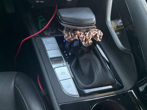 2023 Hyundai ELANTRA HEV Limited