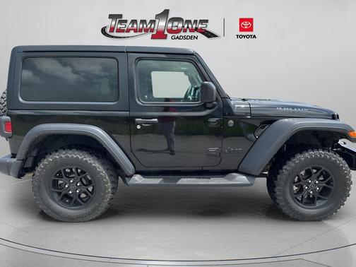 Black Clearcoat 2024 Jeep Wrangler Willys