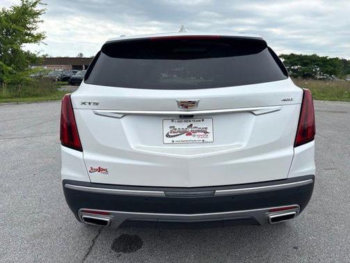 Crystal White Tricoat 2023 Cadillac XT5 Premium Luxury