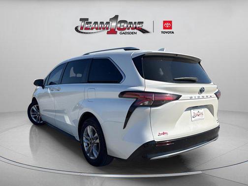 2021 Toyota Sienna Limited 7-Passenger