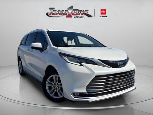 2021 Toyota Sienna Limited 7-Passenger
