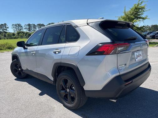 Silver Sky Metallic 2024 Toyota RAV4 LE