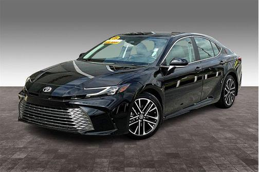 2025 Toyota Camry XLE