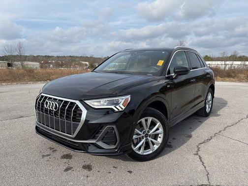 2024 Audi Q3 Premium 45 TFSI S line quattro Tiptronic