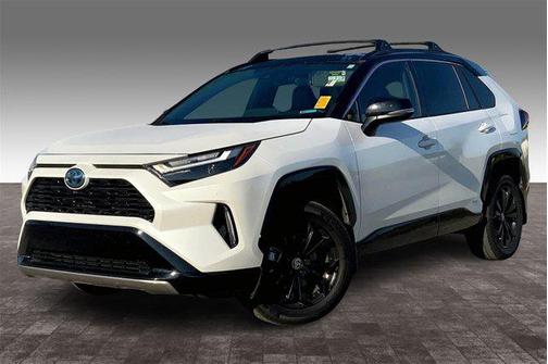 2024 Toyota RAV4 Hybrid SE