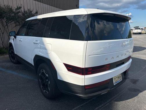 2025 Hyundai SANTA FE SE