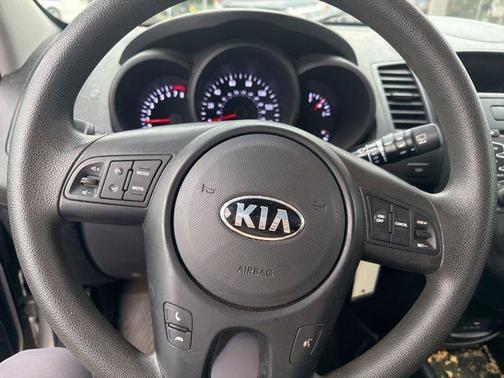 2013 Kia Soul Base