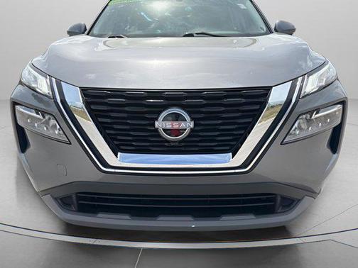 Gun Metallic 2022 Nissan Rogue SV