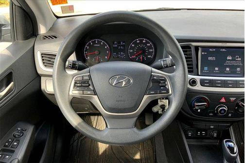 2022 Hyundai Accent SEL