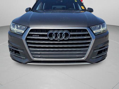 2019 Audi Q7 55 Prestige