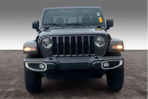 2022 Jeep Gladiator Sport S
