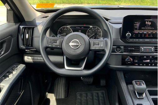 2025 Nissan Pathfinder S 4WD