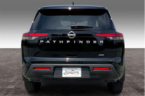 2025 Nissan Pathfinder S 4WD