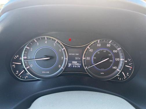 2016 INFINITI QX80 Base