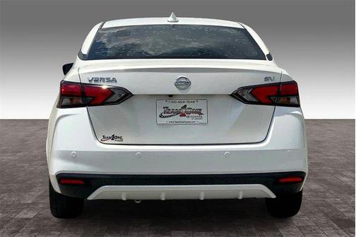 2020 Nissan Versa 1.6 SV