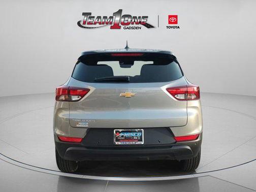 Sterling Gray Metallic 2026 Chevrolet Trailblazer LS