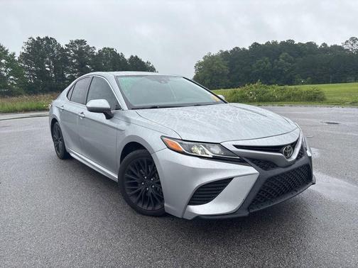 Celestial Silver Metallic 2020 Toyota Camry SE