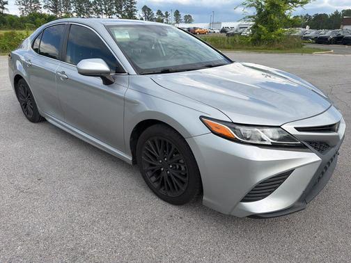 Celestial Silver Metallic 2020 Toyota Camry SE