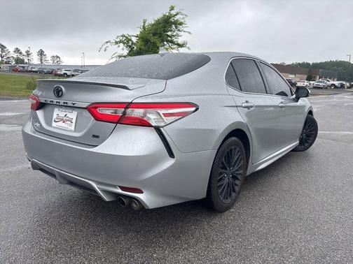 Celestial Silver Metallic 2020 Toyota Camry SE