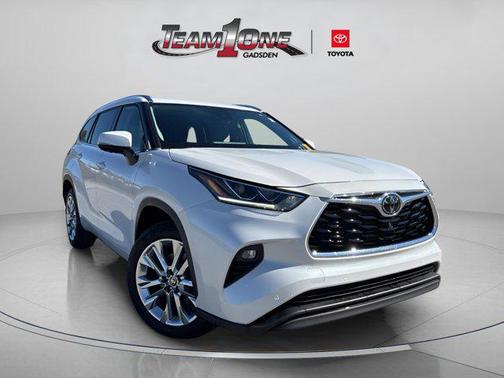 2023 Toyota Highlander Platinum
