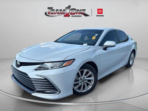 Ice Edge 2023 Toyota Camry LE