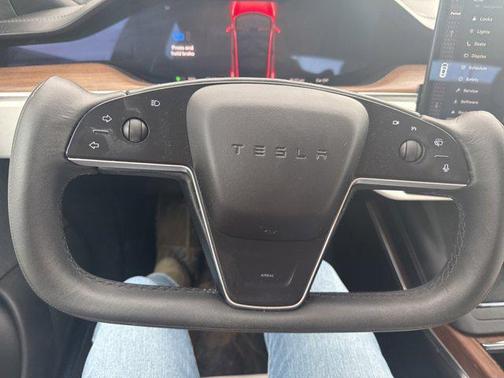 2022 Tesla Model S Base