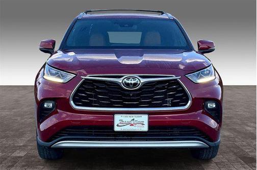2023 Toyota Highlander Platinum