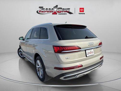 2024 Audi Q7 55 Premium Plus