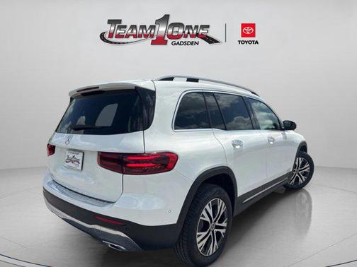 Polar White 2025 Mercedes-Benz GLB 250 Base