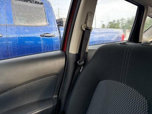 2014 Nissan Versa Note SV