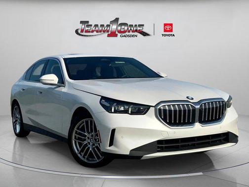 2025 BMW 530 i