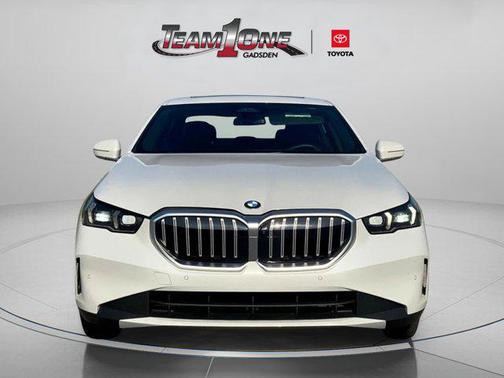 2025 BMW 530 i