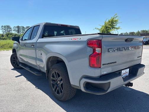 Slate Gray Metallic 2024 Chevrolet Silverado 1500 Custom