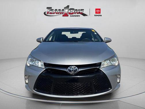 Celestial Silver Metallic 2016 Toyota Camry SE