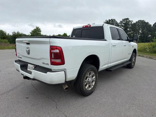 Bright White Clearcoat 2024 RAM 2500 Laramie Crew Cab 4x4 6'4' Box