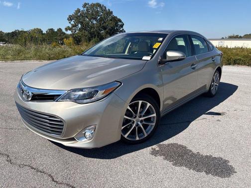 Creme Brulee 2014 Toyota Avalon XLE Touring