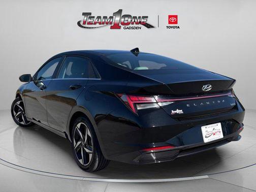 2022 Hyundai ELANTRA HEV Limited