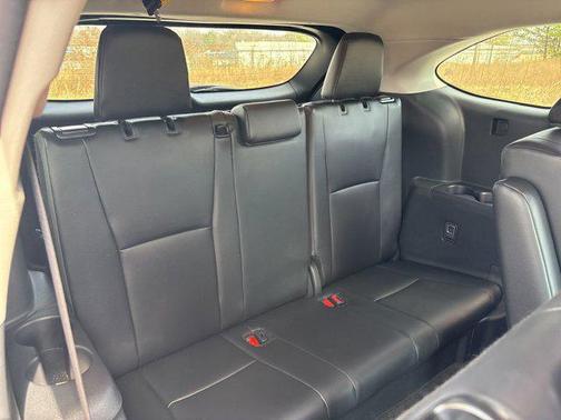 Midnight Black Metallic 2024 Toyota Highlander XLE