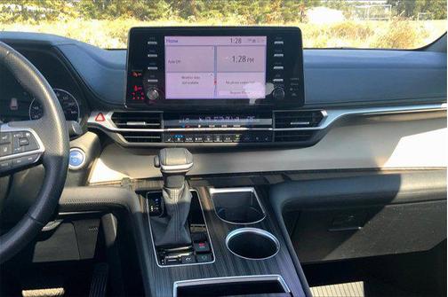 2021 Toyota Sienna Platinum 7 Passenger