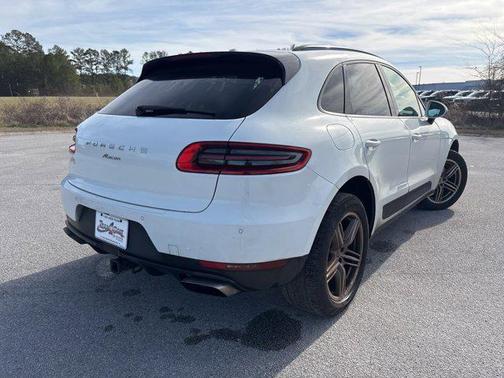 2018 Porsche Macan 